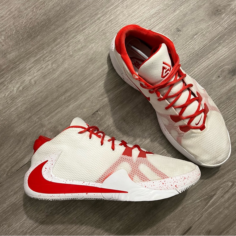Nike Zoom Freak 1 Basketball Shoes Size 12.5